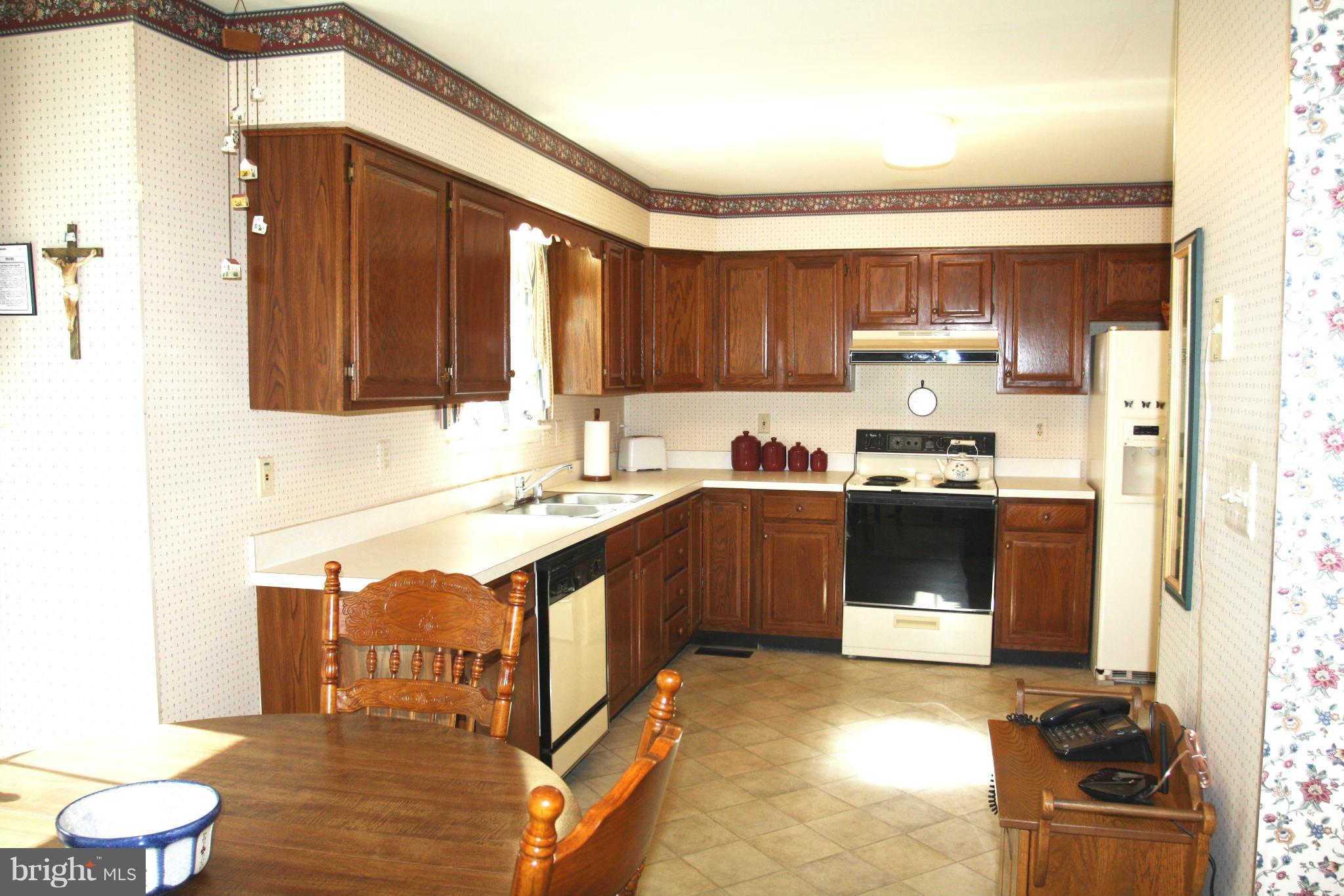 323 Rachaels Way Prince Frederick, MD 20678 - Photo 8 of 30 Kitchen