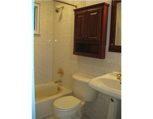 2324 Rose Garden Road Pittsburgh, PA 15220 - Photo 9 of 17 Full Bath.