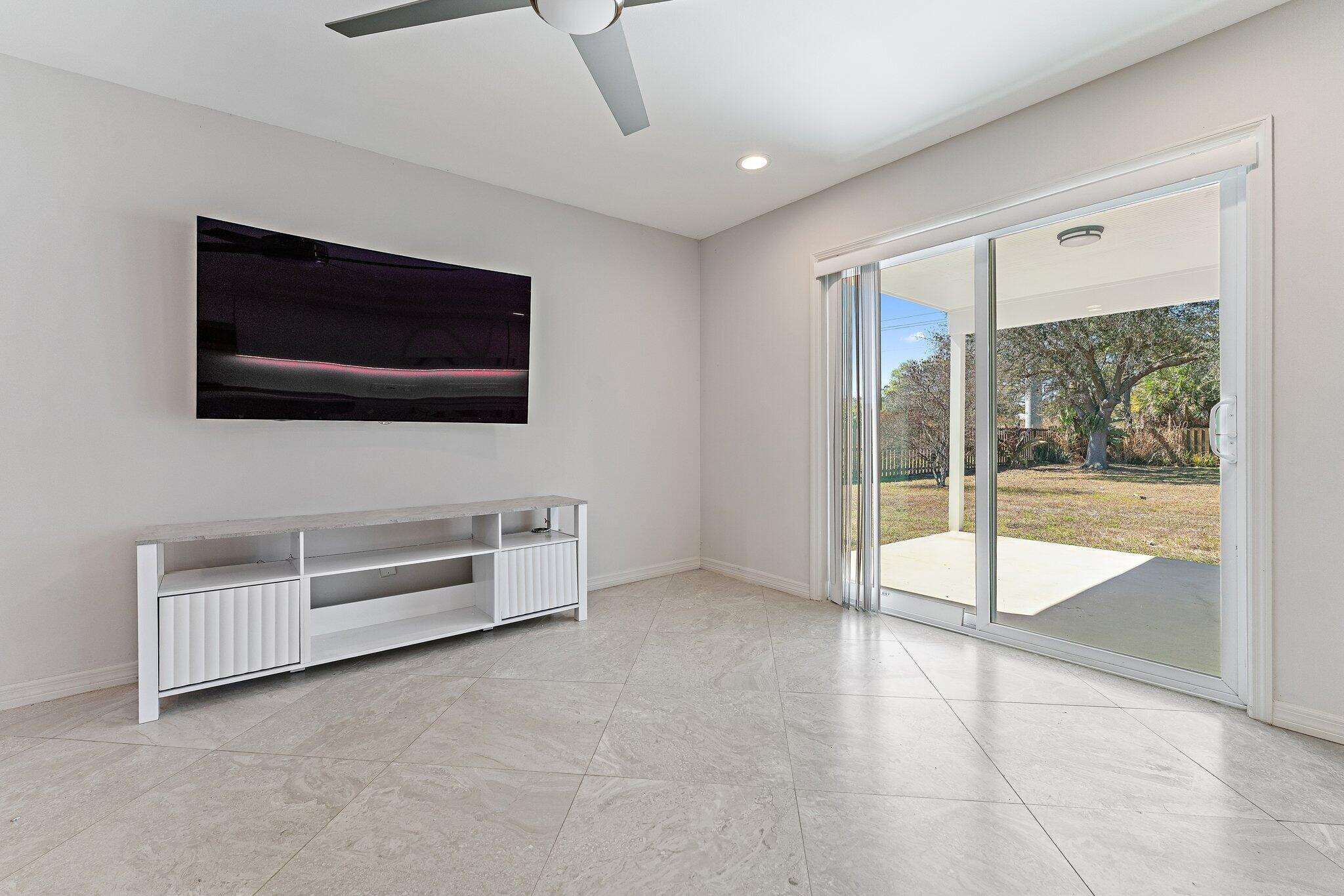 5883 Set-N-Sun Place Jupiter, FL 33458 - Photo 13 of 42 037-5883SetNSunPl-Jupiter-SMALL