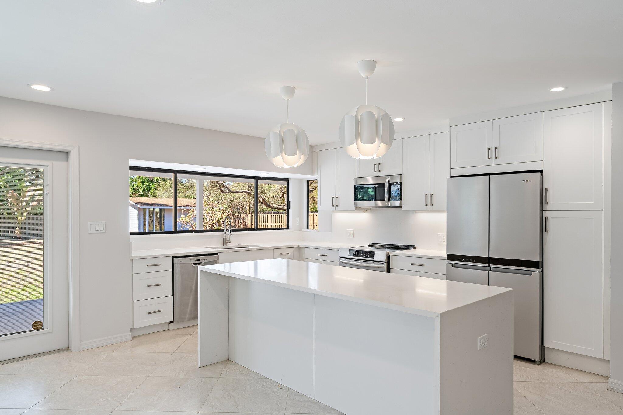 5883 Set-N-Sun Place Jupiter, FL 33458 - Photo 16 of 42 040-5883SetNSunPl-Jupiter-SMALL