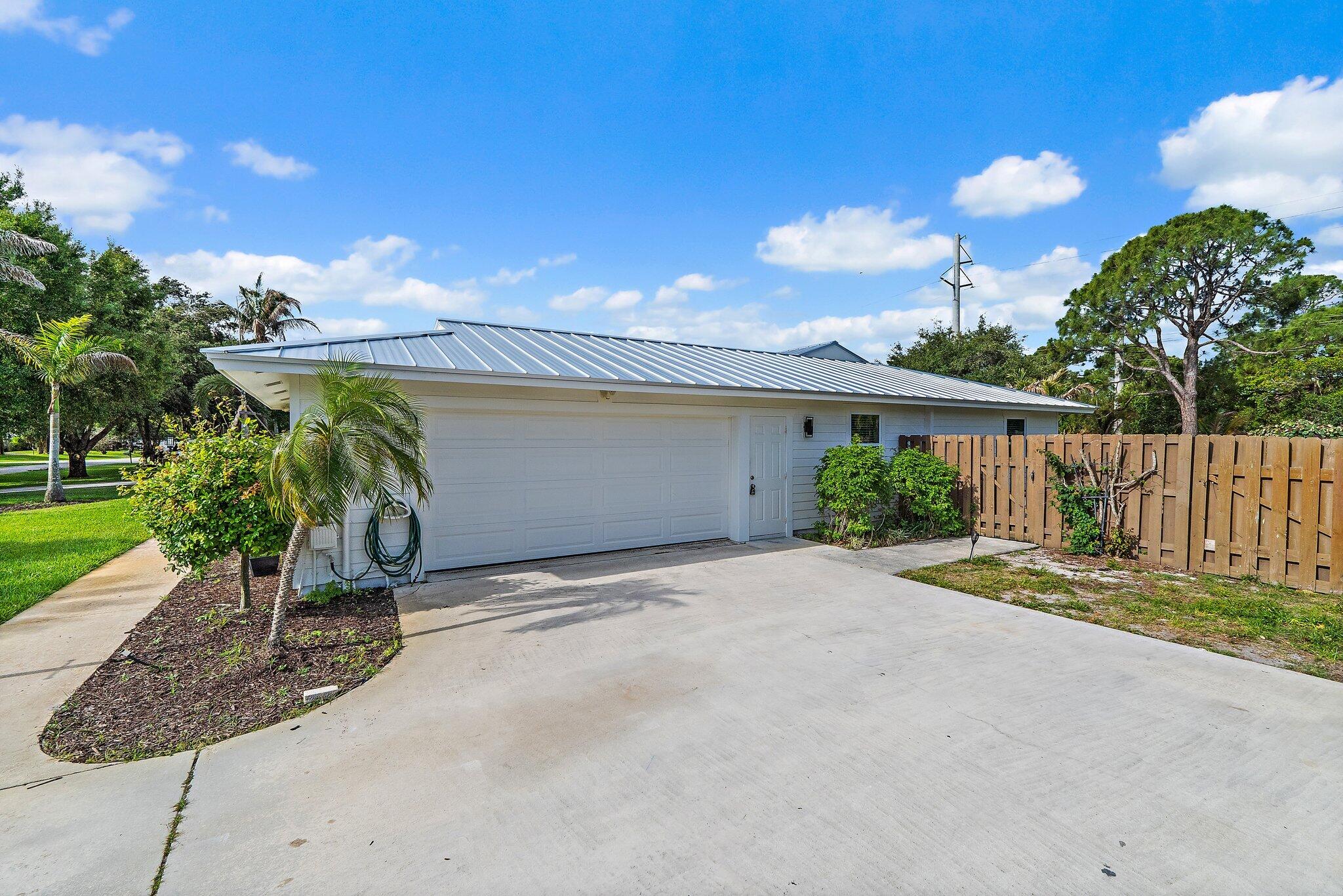 5883 Set-N-Sun Place Jupiter, FL 33458 - Photo 42 of 42 027-5883SetNSunPl-Jupiter-SMALL