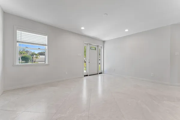 $895,000 | 5883 Set-N-Sun Place, Jupiter, FL 33458