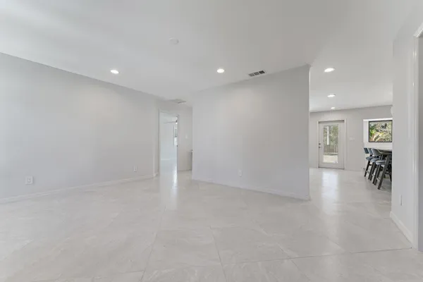 $895,000 | 5883 Set-N-Sun Place, Jupiter, FL 33458