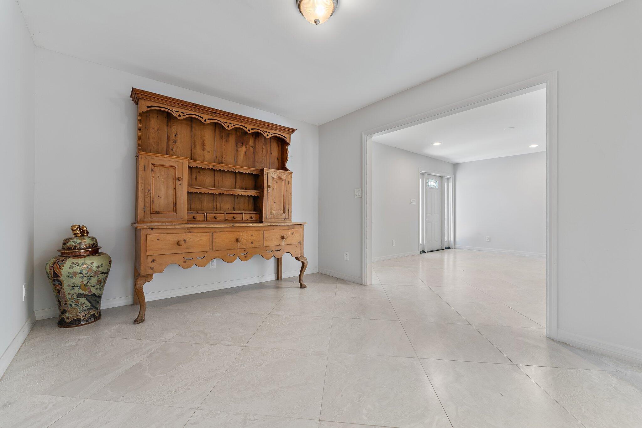 5883 Set-N-Sun Place Jupiter, FL 33458 - Photo 10 of 42 034-5883SetNSunPl-Jupiter-SMALL