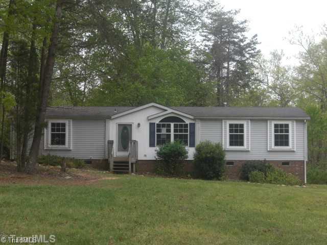 192 Local Road Mayodan, NC 27027 - Photo 1 of 14 Exterior Front.