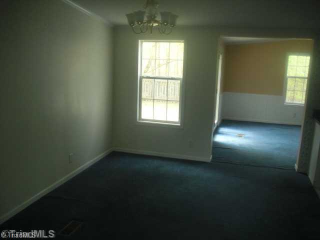 192 Local Road Mayodan, NC 27027 - Photo 8 of 14 Dining Room.