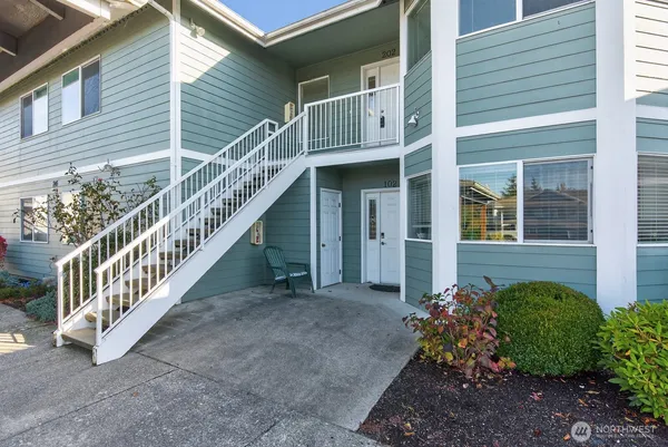 $400,000 | 246 Prince Avenue, Unit 202, Bellingham, WA 98226