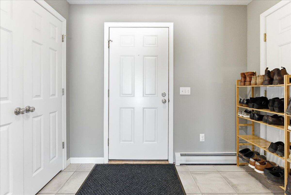 371 Maquoit Road Brunswick, ME 04011 - Photo 10 of 107 035-371 Maquoit Rd_Brunswick_ME-22