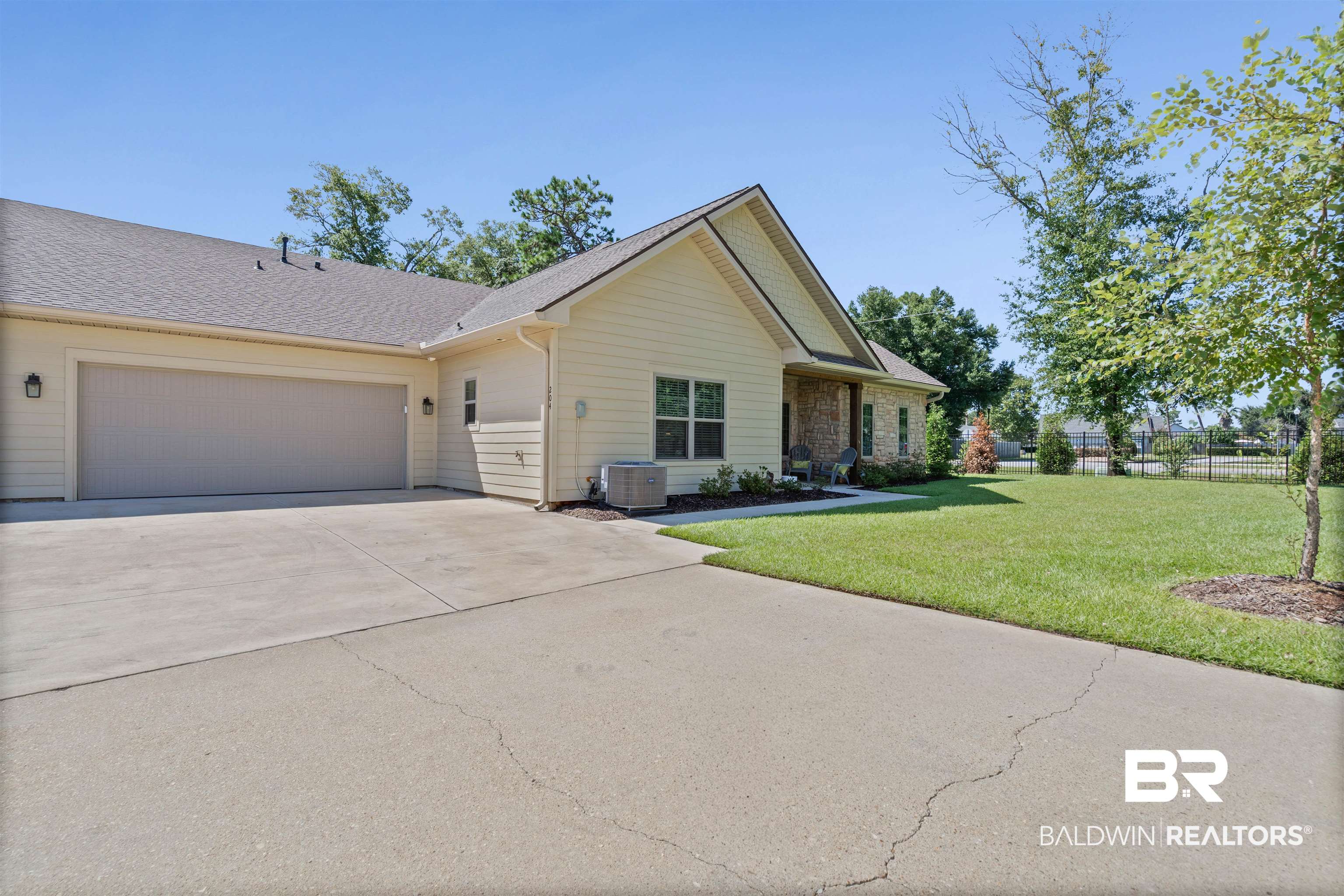 204 Holmes Avenue, Unit 204 Foley, AL 36535 - Photo 23 of 28