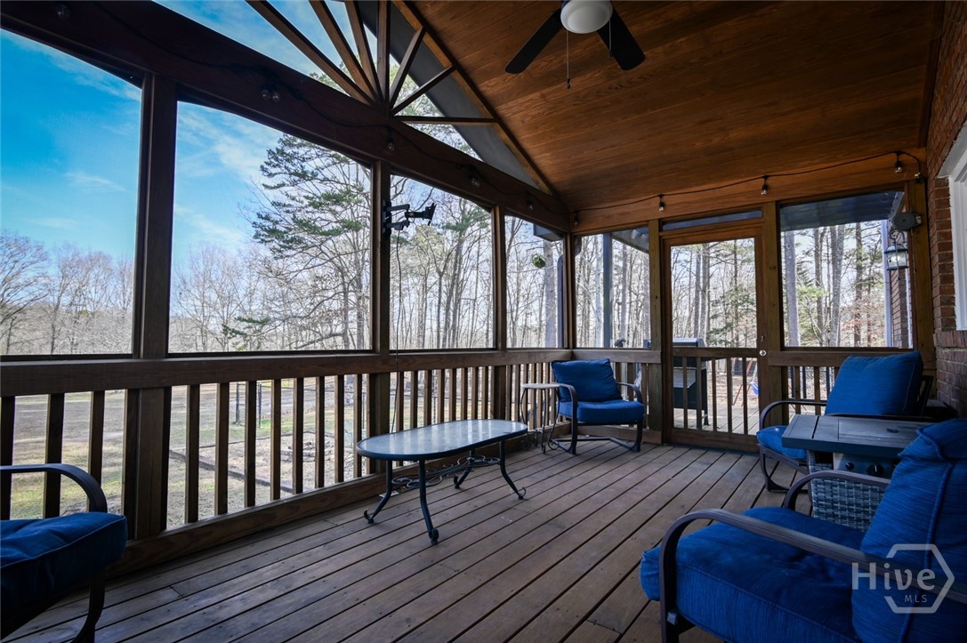 1010 Charles Court Statham, GA 30666 - Photo 13 of 61