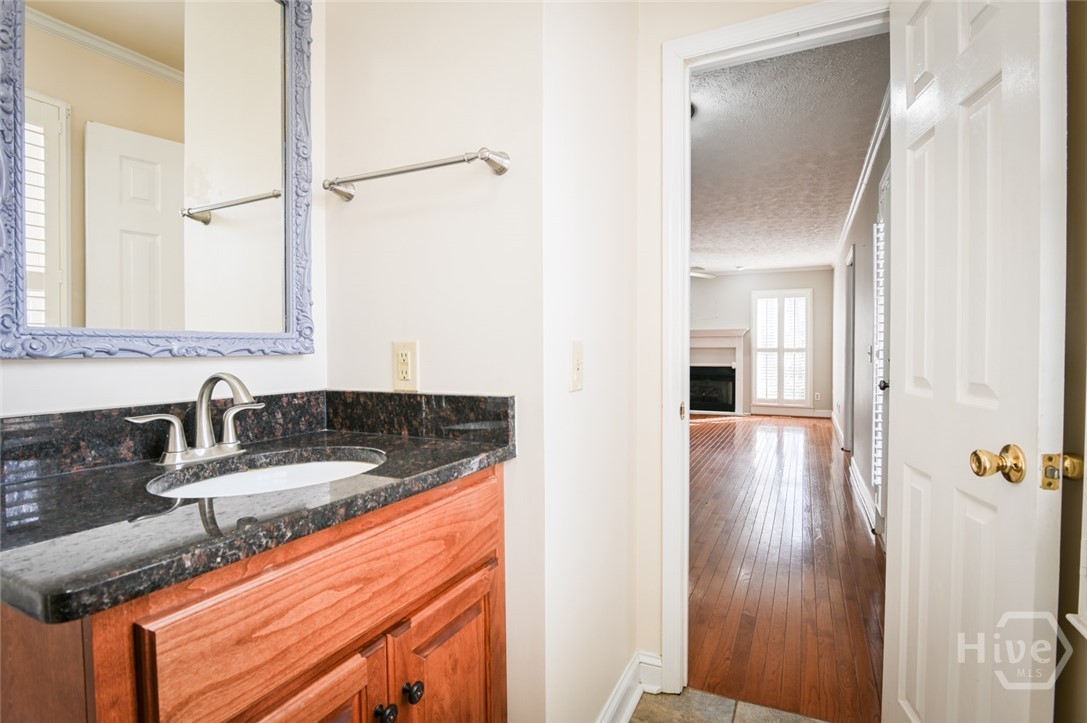 1010 Charles Court Statham, GA 30666 - Photo 4 of 61