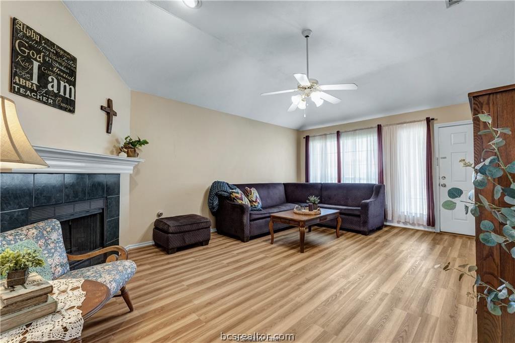 807 Azalea Court College Station, TX 77840 - Photo 3 of 23
