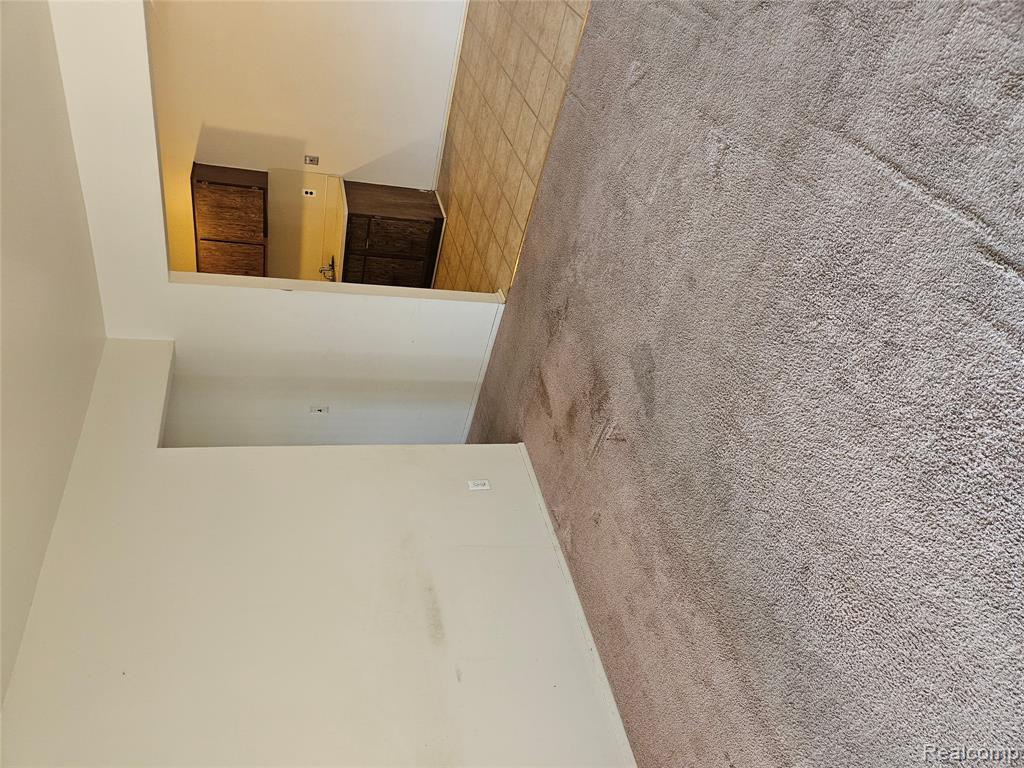 17140 Clinton River Road, Unit 17B Clinton Township, MI 48038 - Photo 5 of 9 Gallery Image 5