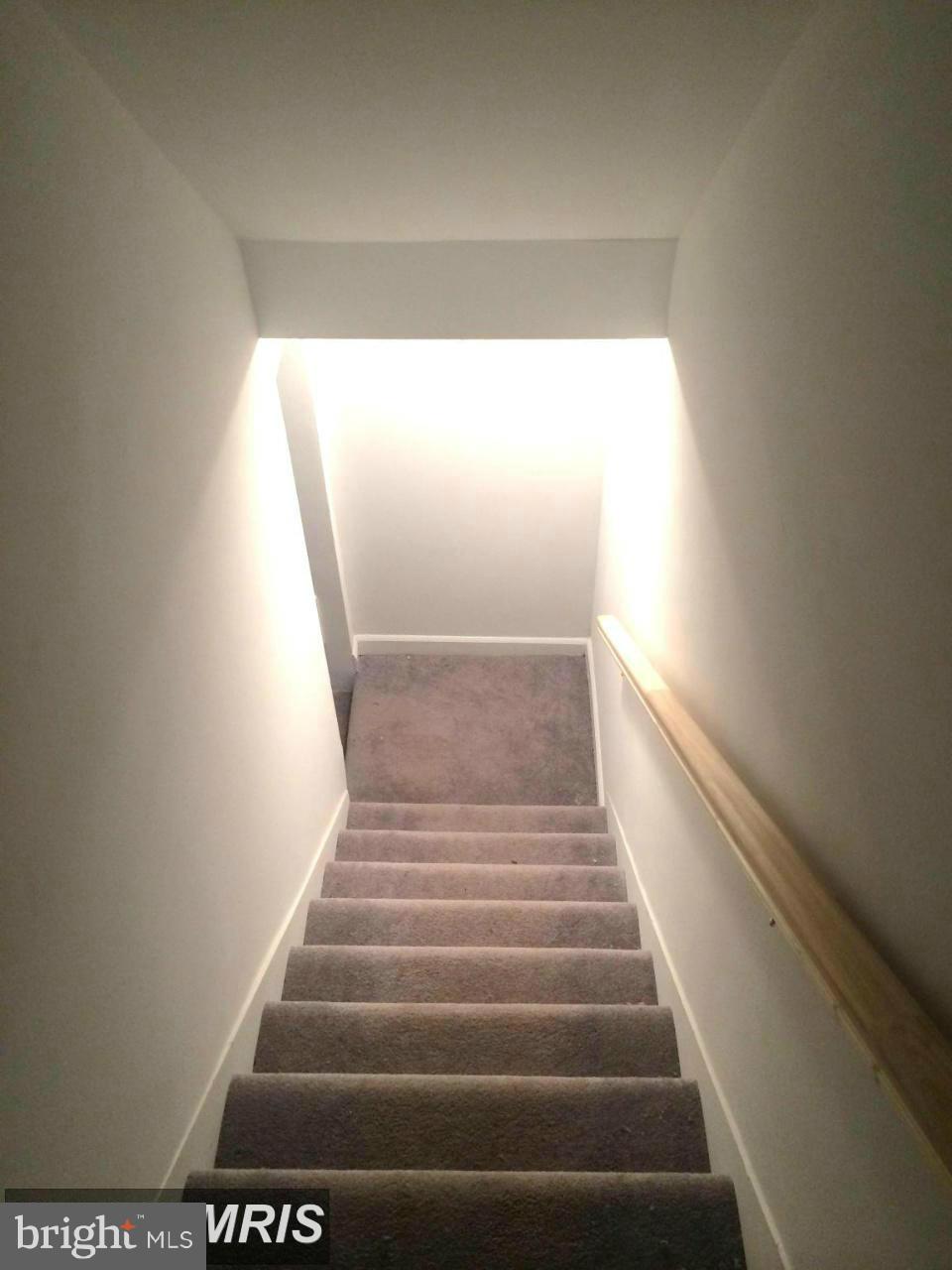 2721 Lindell Street Silver Spring, MD 20902 - Photo 7 of 11 Interior (General)
