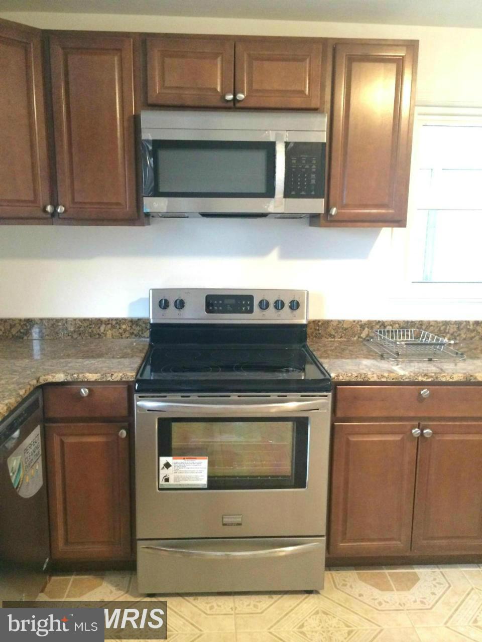 2721 Lindell Street Silver Spring, MD 20902 - Photo 10 of 11 Kitchen