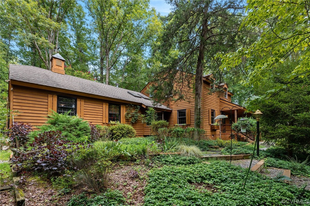 1600 Beaverdam Creek Road Crozier, VA 23039 - Photo 1 of 45 a front view of house with yard and trees