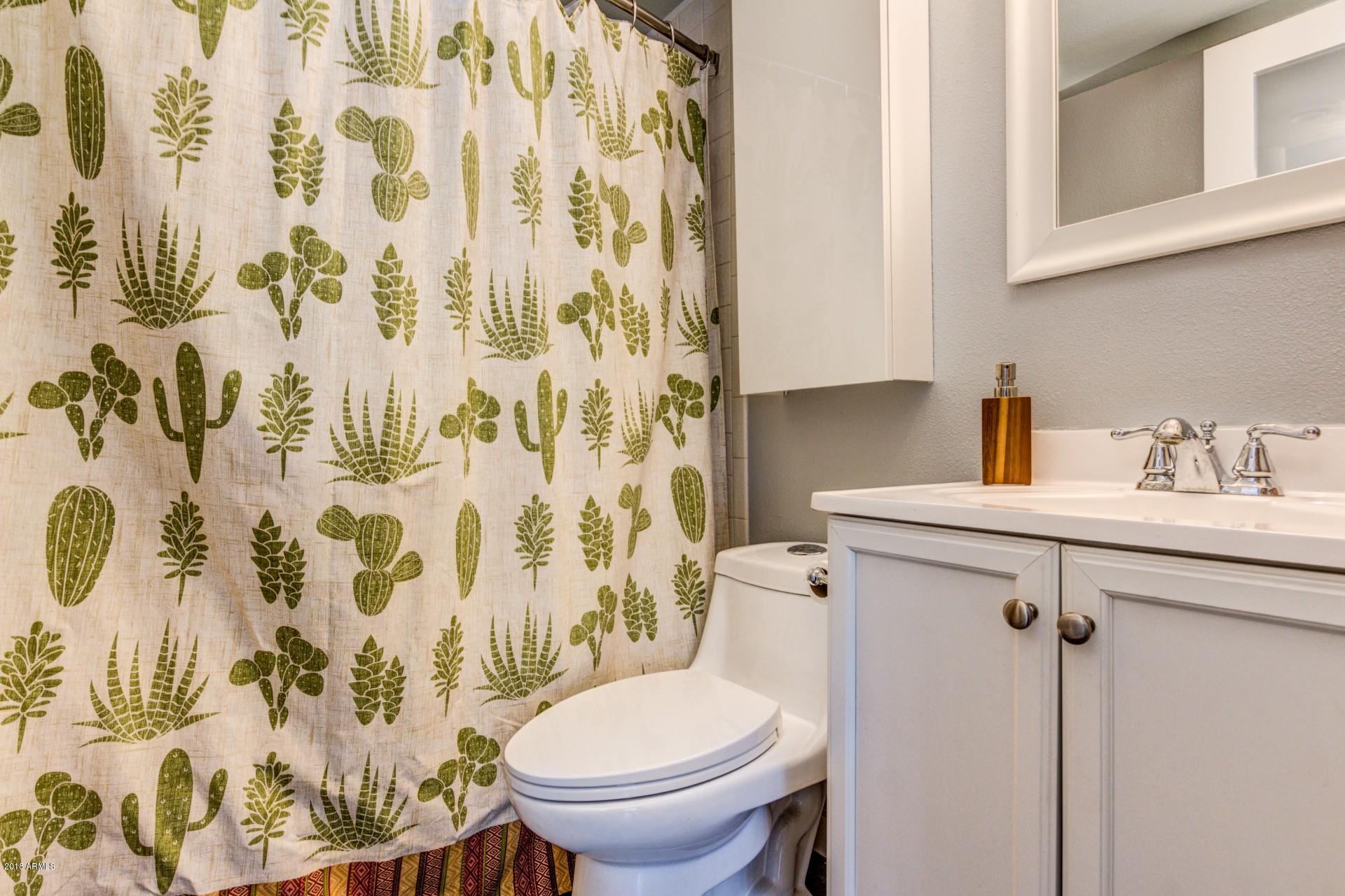 4101 East Camelback Road, Unit 13 Phoenix, AZ 85018 - Photo 12 of 22 Camelback unit 13 - 4101 (13)
