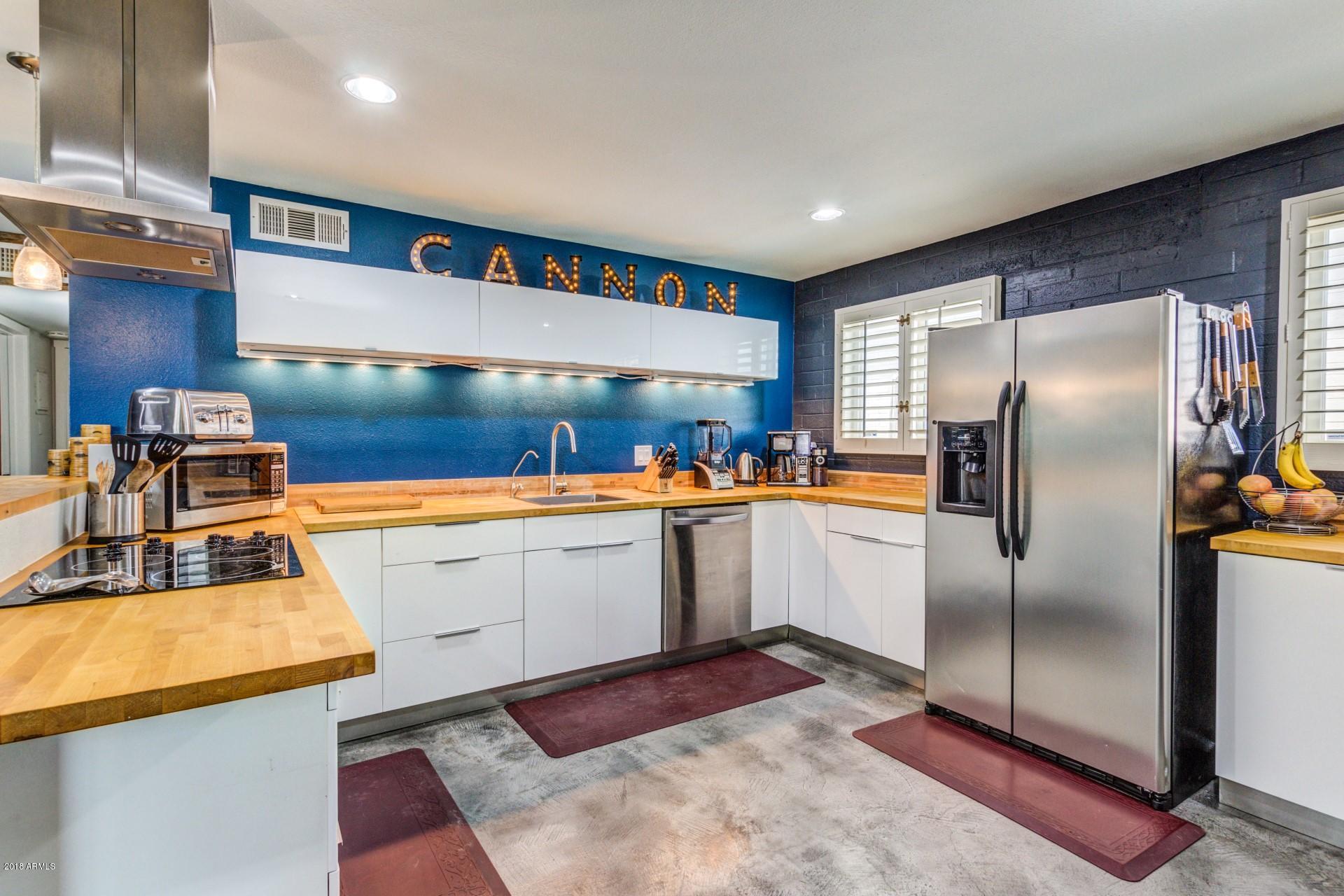 4101 East Camelback Road, Unit 13 Phoenix, AZ 85018 - Photo 7 of 22 Camelback unit 13 - 4101 (8)