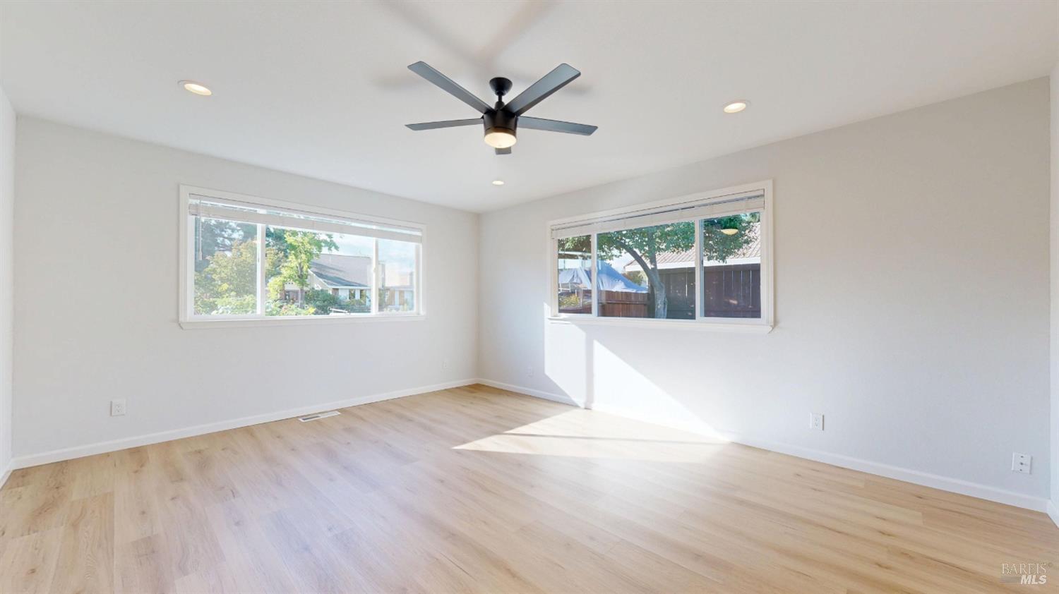 6086 Dinah Court Rohnert Park, CA 94928 - Photo 9 of 83