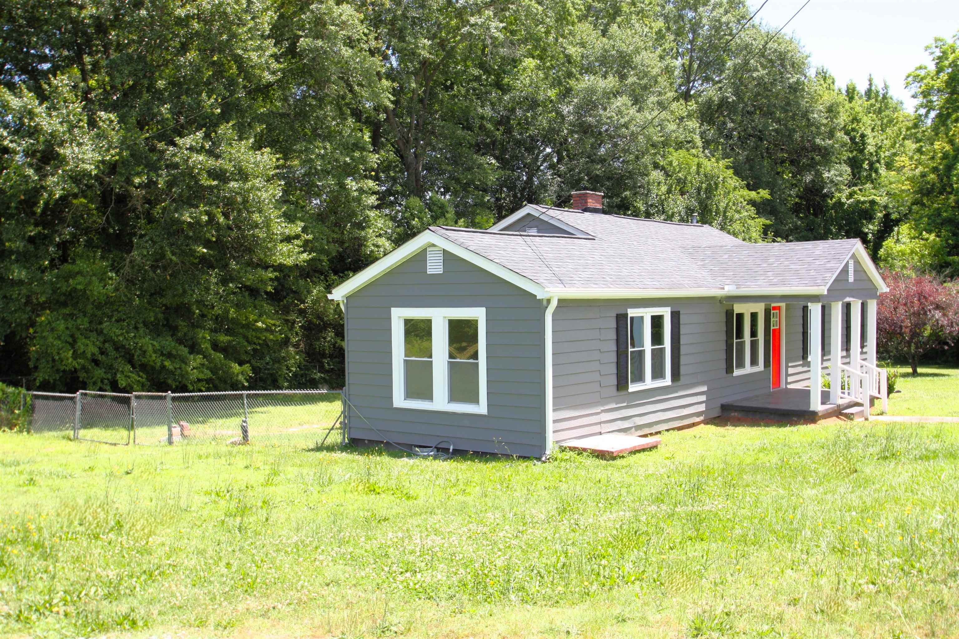 104 Lowe Street Union, SC 29379 - Photo 3 of 50