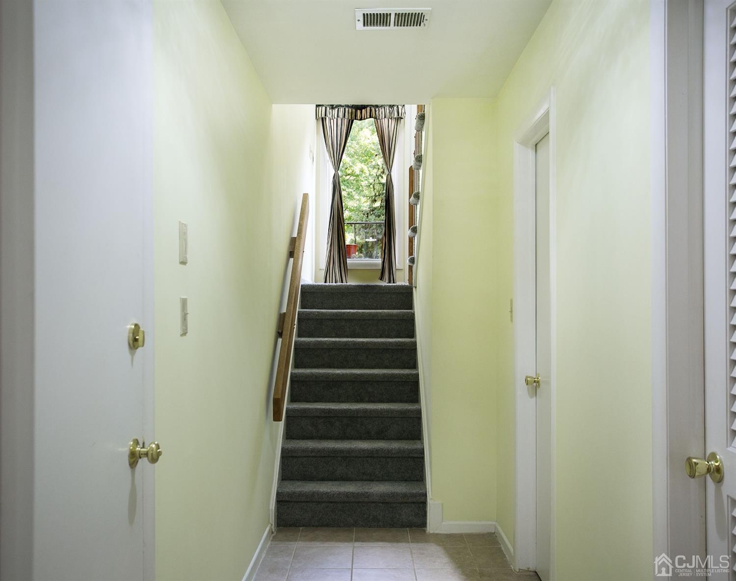 4803 Stonehedge Road Edison, NJ 08820 - Photo 14 of 31