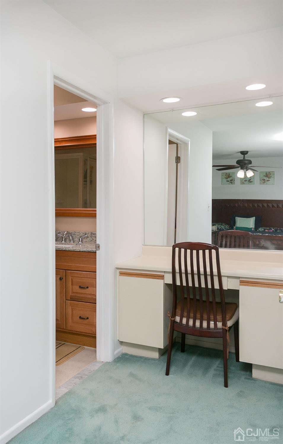 4803 Stonehedge Road Edison, NJ 08820 - Photo 22 of 31