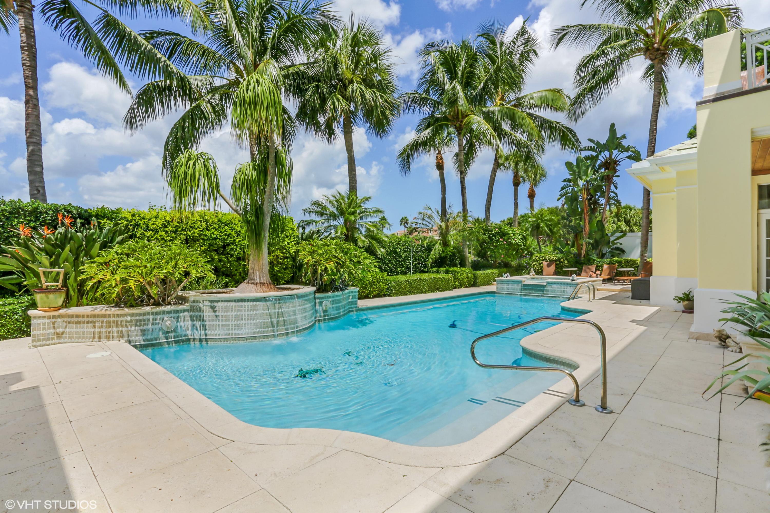 119 Terrapin Trail Jupiter, FL 33458 - Photo 11 of 41 a view of swimming pool with a garden