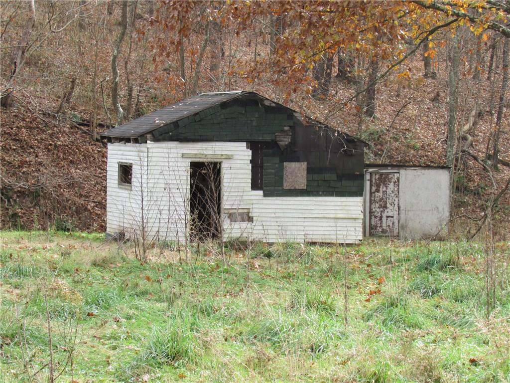 212 Breeding Hill Road Vanderbilt, PA 15486 - Photo 7 of 19