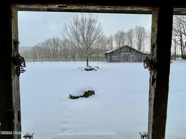 $889,000 | 1661 Burch Road, Hartford, NY 12832