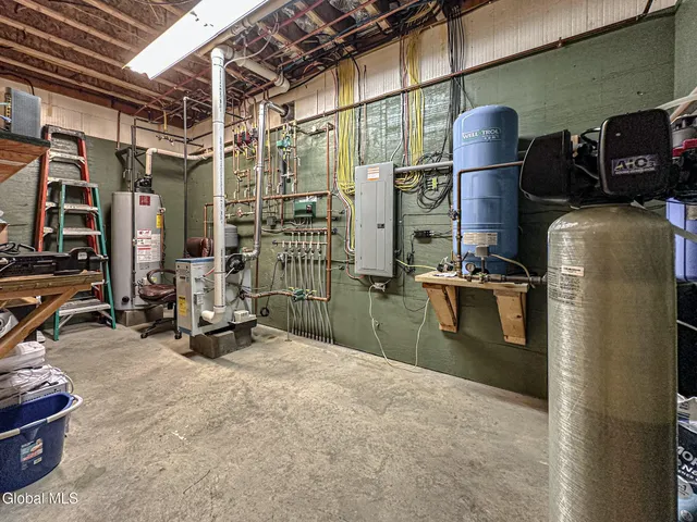 $889,000 | 1661 Burch Road, Hartford, NY 12832