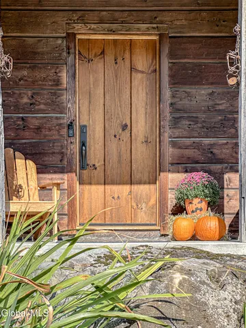 $889,000 | 1661 Burch Road, Hartford, NY 12832