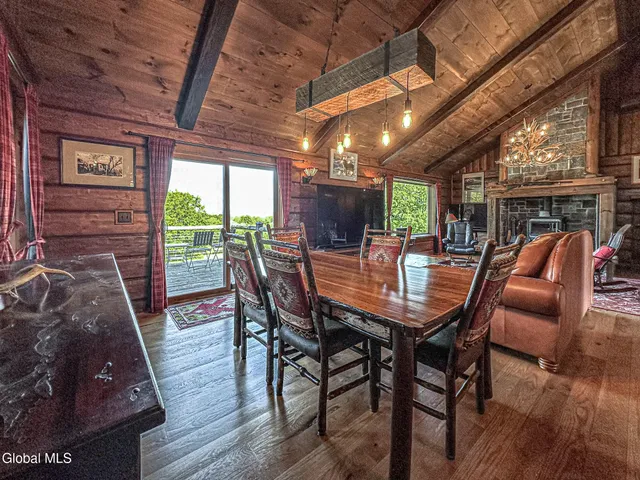 $889,000 | 1661 Burch Road, Hartford, NY 12832