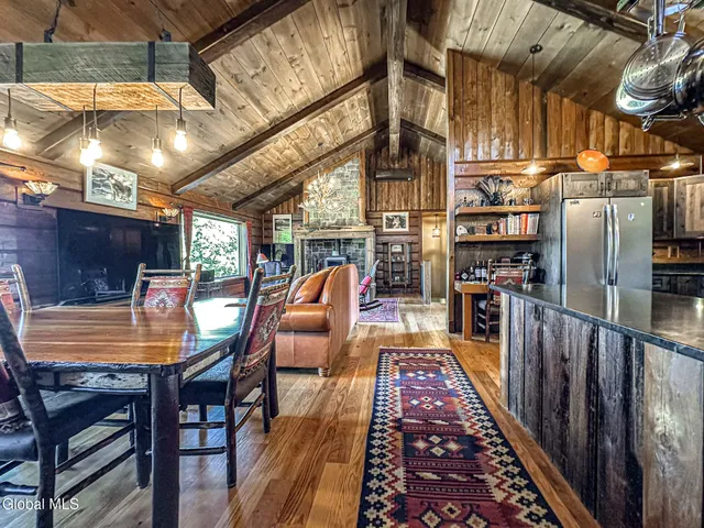 $889,000 | 1661 Burch Road, Hartford, NY 12832