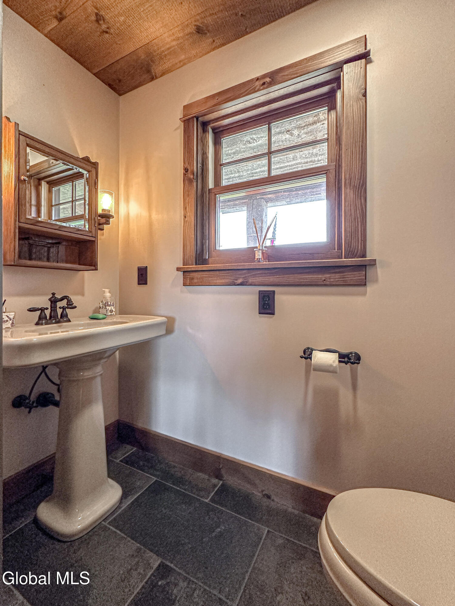 1661 Burch Road Hartford, NY 12832 - Photo 42 of 120 33fefdbc016390d457666de62ba5af4a