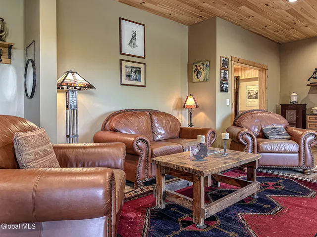 $889,000 | 1661 Burch Road, Hartford, NY 12832