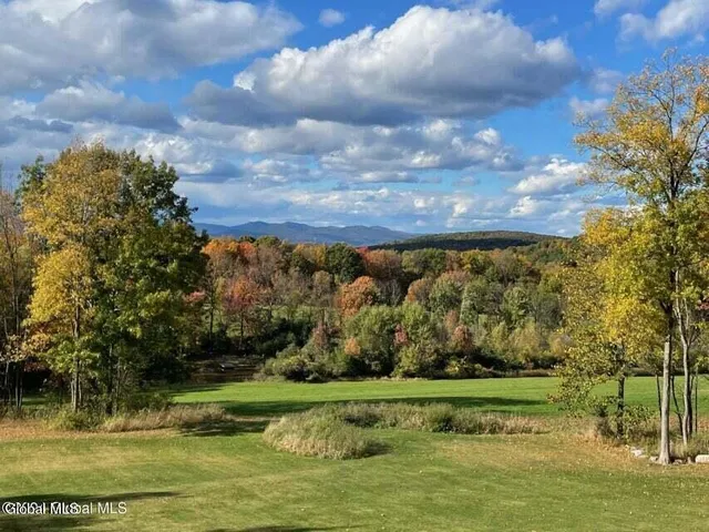 $889,000 | 1661 Burch Road, Hartford, NY 12832