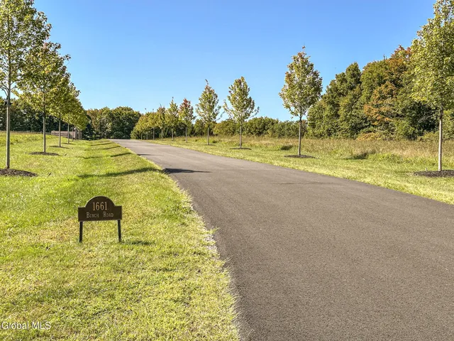 $889,000 | 1661 Burch Road, Hartford, NY 12832