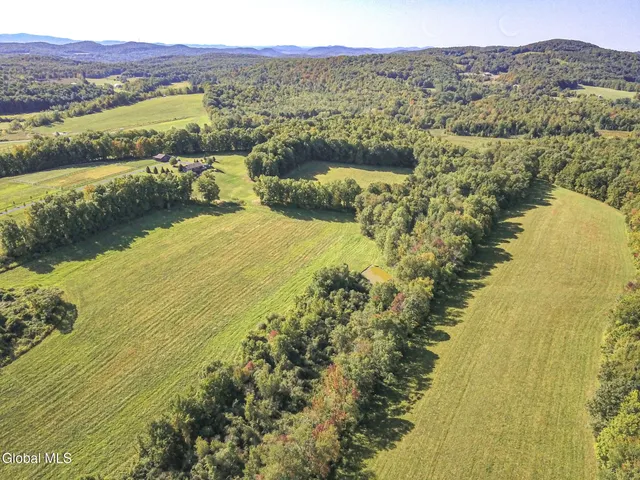 $889,000 | 1661 Burch Road, Hartford, NY 12832