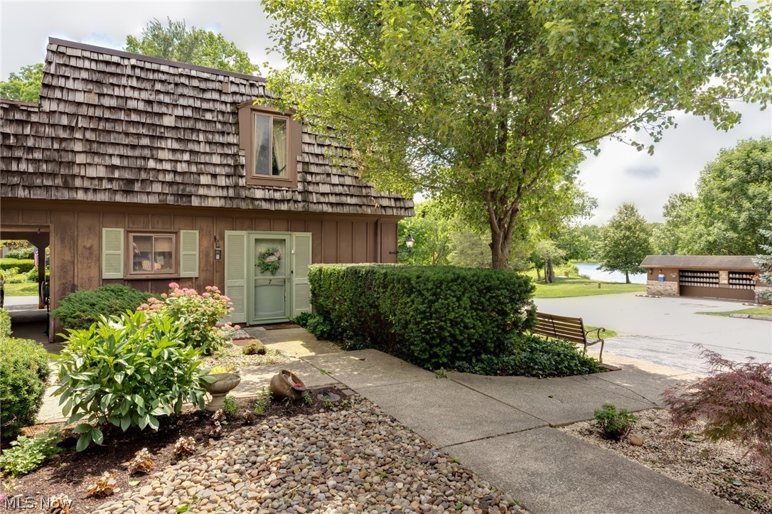 200 Granger Road, Unit 7 Medina, OH 44256 - Photo 1 of 36 Front showing Lake View