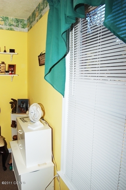 607 Barbour Road Morehead City, NC 28557 - Photo 16 of 18 Bedroom 3 View 3