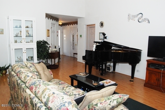 607 Barbour Road Morehead City, NC 28557 - Photo 3 of 18 Living Room toward Foyer