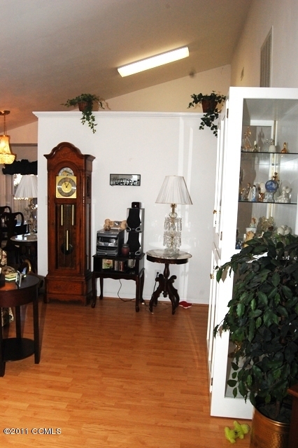 607 Barbour Road Morehead City, NC 28557 - Photo 5 of 18 Living Room-Vaulted Ceiling 1