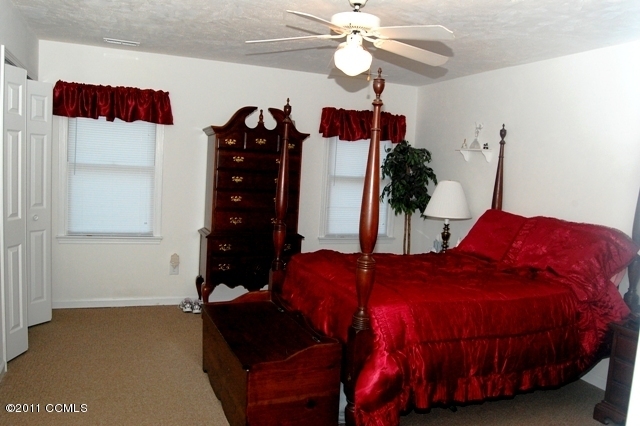 607 Barbour Road Morehead City, NC 28557 - Photo 10 of 18 Master Bedroom