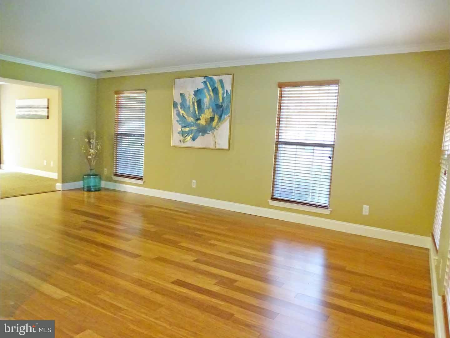 171 Aspen Road Yardley, PA 19067 - Photo 11 of 24 Living Room