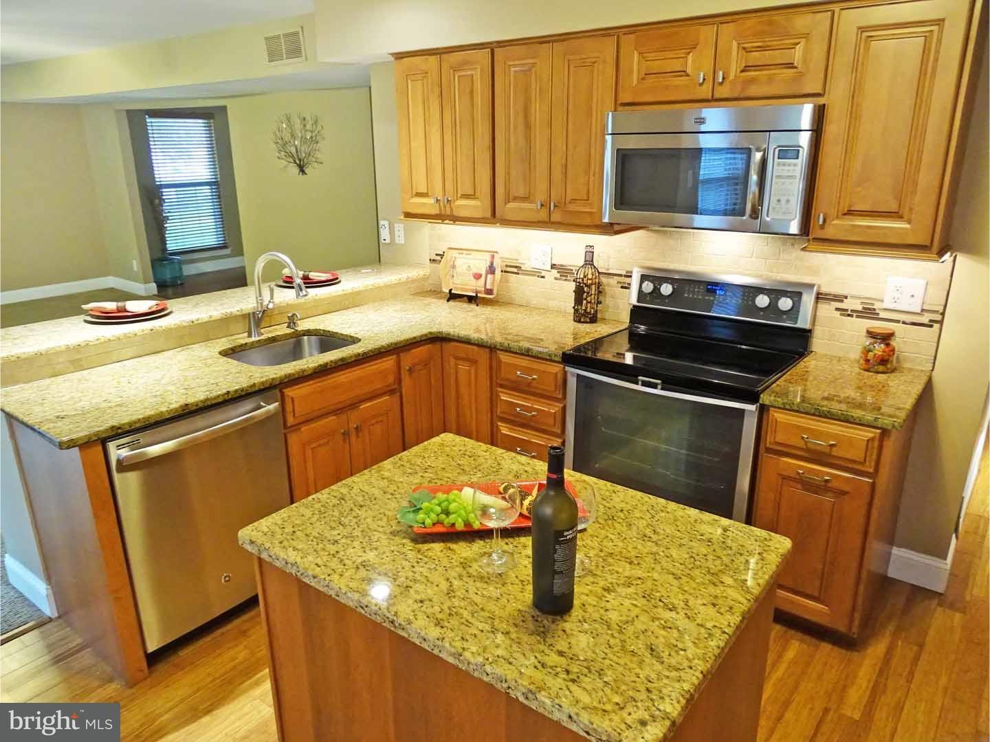 171 Aspen Road Yardley, PA 19067 - Photo 6 of 24 Kitchen