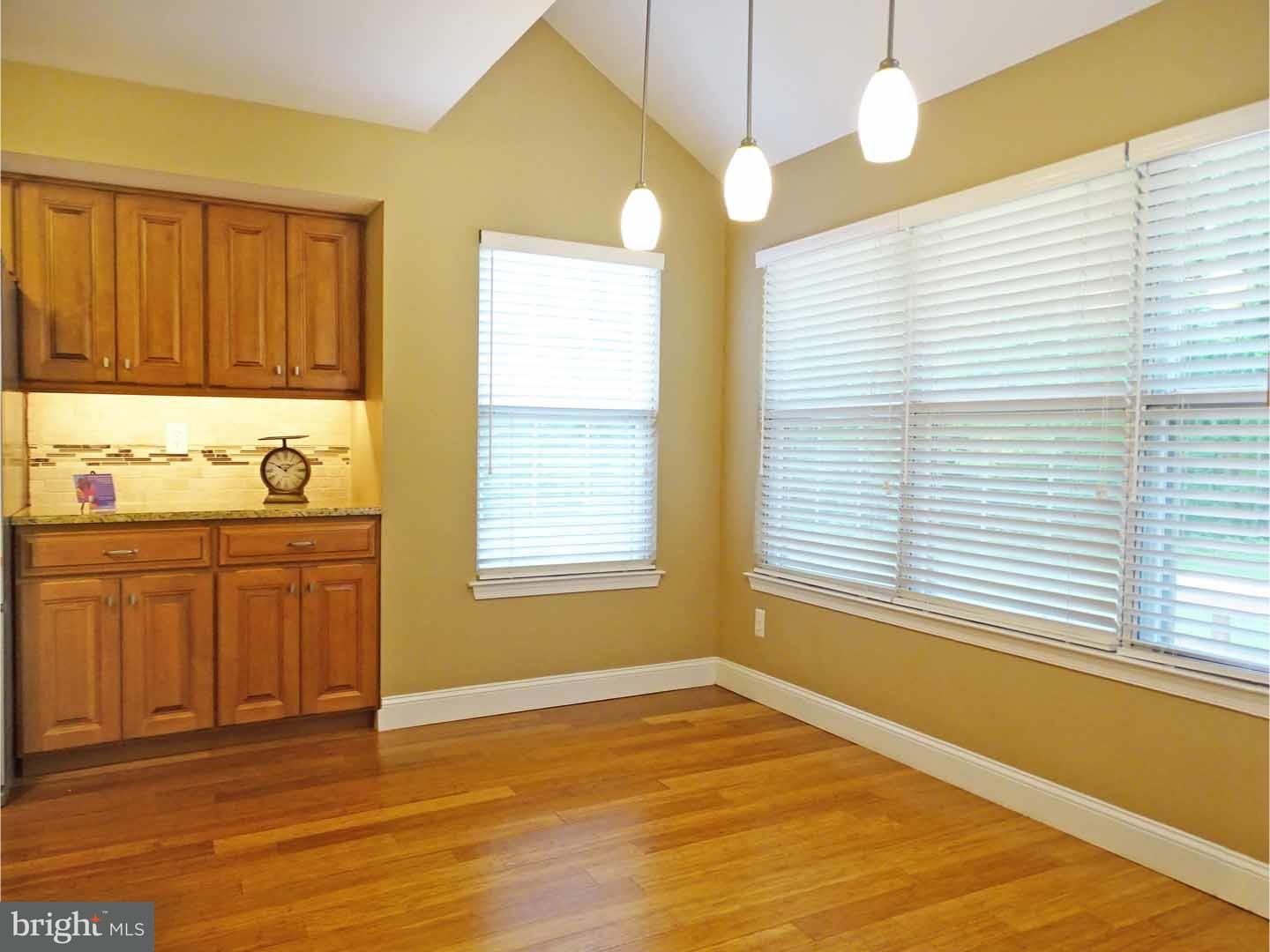 171 Aspen Road Yardley, PA 19067 - Photo 7 of 24 Breakfast Room