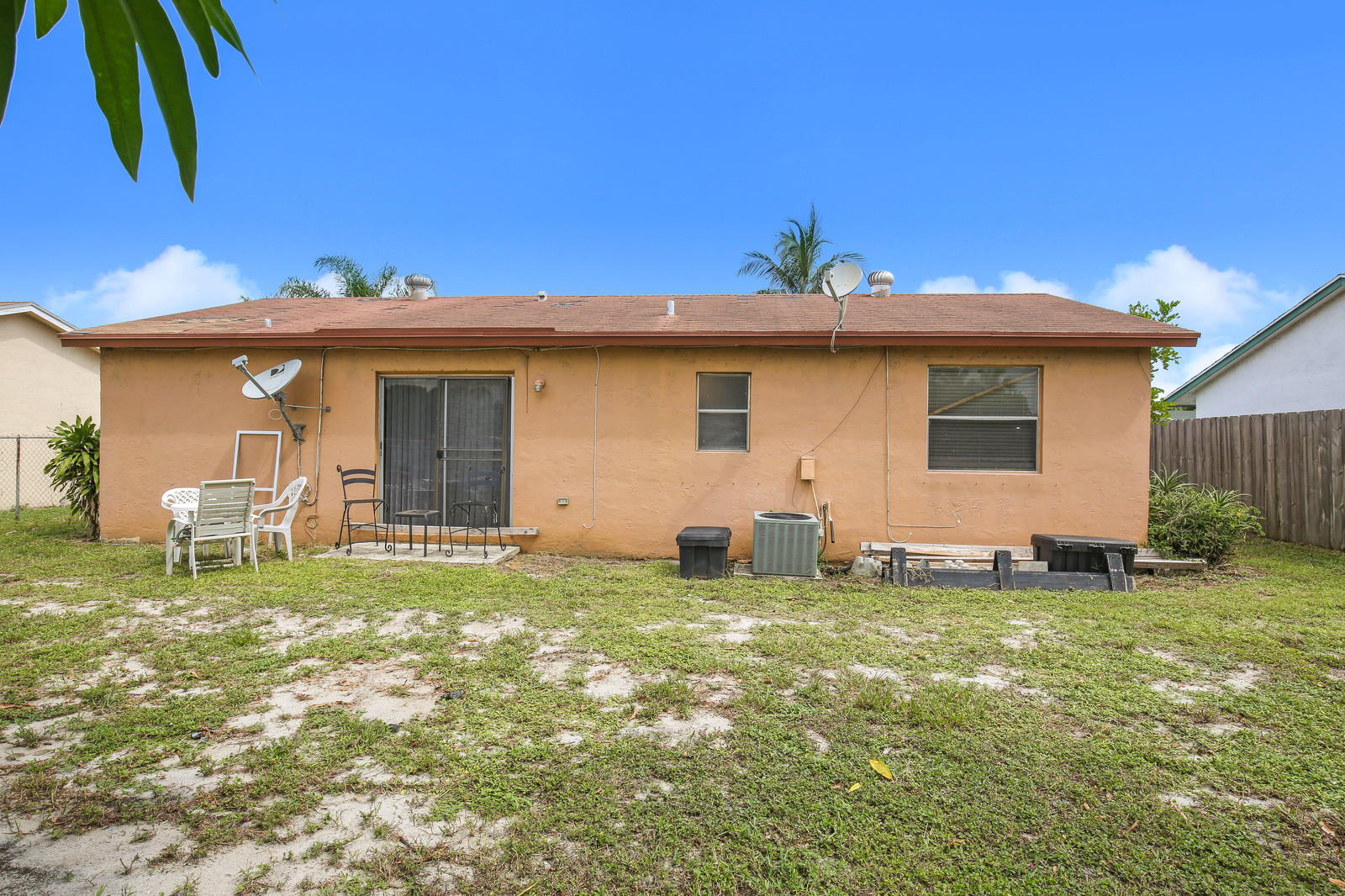 1909 West 23rd Street Riviera Beach, FL 33404 - Photo 12 of 13 12_Image_12_of_14_mls