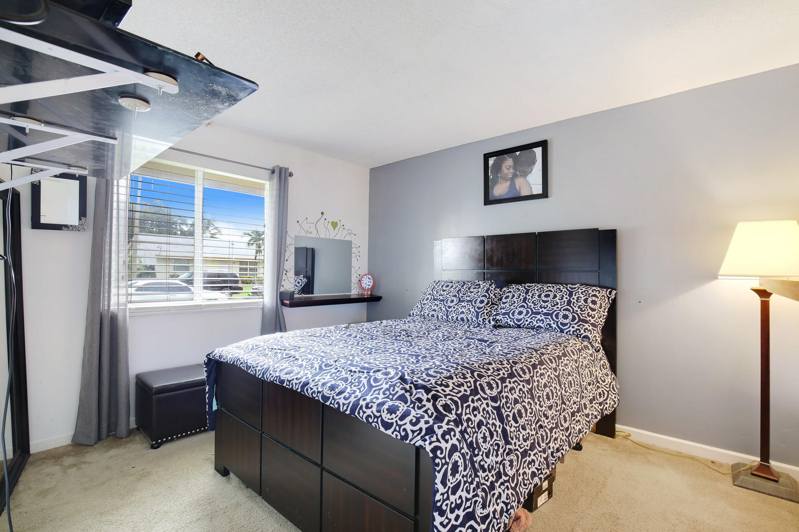 1909 West 23rd Street Riviera Beach, FL 33404 - Photo 8 of 13 08_Image_8_of_14_mls