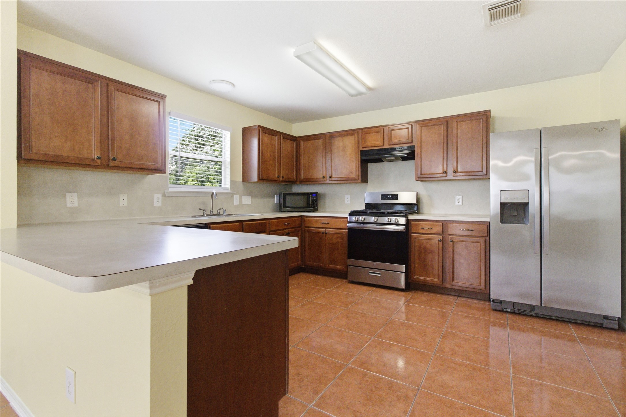 22923 Twisting Pine Drive Spring, TX 77373 - Photo 12 of 48