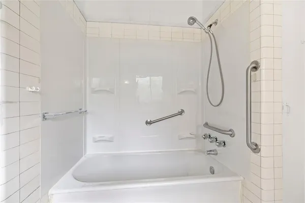 $1,850 | 1268 North Negley Avenue, Highland Park, PA 15206